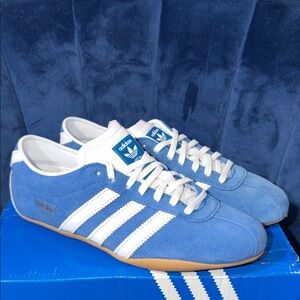 adidas Originals Women’s Tokyo Blue Suede Sneakers with White Stripes Size 7 NIB